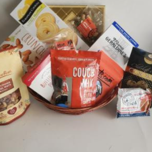 Classic Gourmet Snack Basket